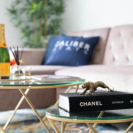 Caliber Stays Apartments & Homes - The Aphrodite Suite- 2 Bedroom Apartment - City Centre - Free Netflix & Rooftop Skyline Views Birmingham Extérieur photo