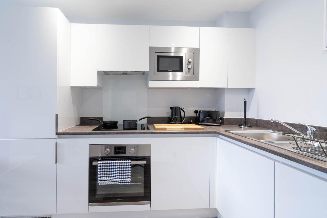 Caliber Stays Apartments & Homes - The Aphrodite Suite- 2 Bedroom Apartment - City Centre - Free Netflix & Rooftop Skyline Views Birmingham Extérieur photo