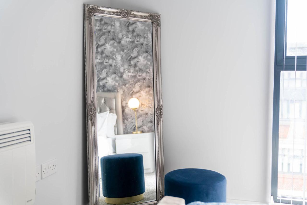 Caliber Stays Apartments & Homes - The Aphrodite Suite- 2 Bedroom Apartment - City Centre - Free Netflix & Rooftop Skyline Views Birmingham Extérieur photo