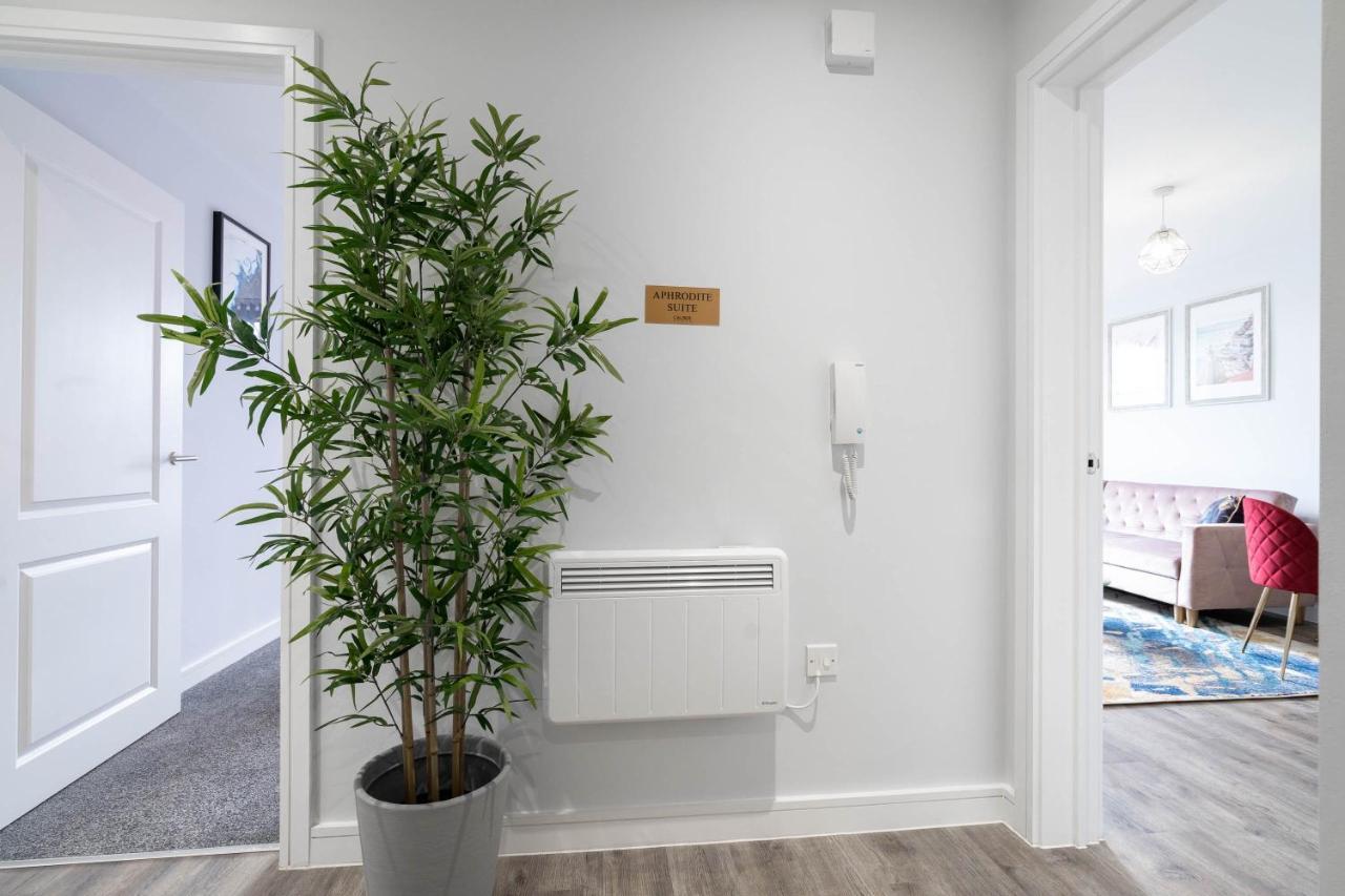 Caliber Stays Apartments & Homes - The Aphrodite Suite- 2 Bedroom Apartment - City Centre - Free Netflix & Rooftop Skyline Views Birmingham Extérieur photo